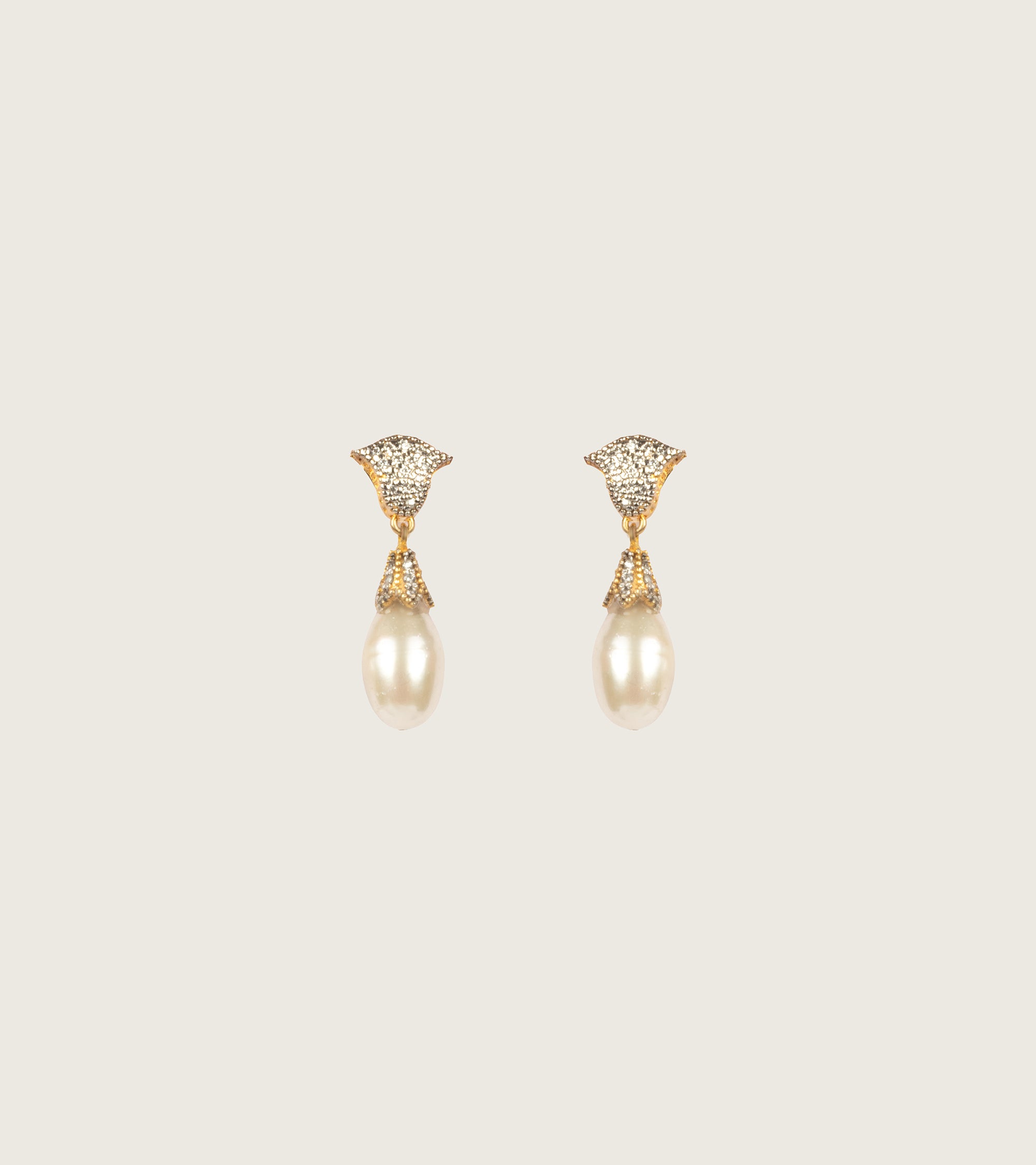 Celeste Pearl | Earrings