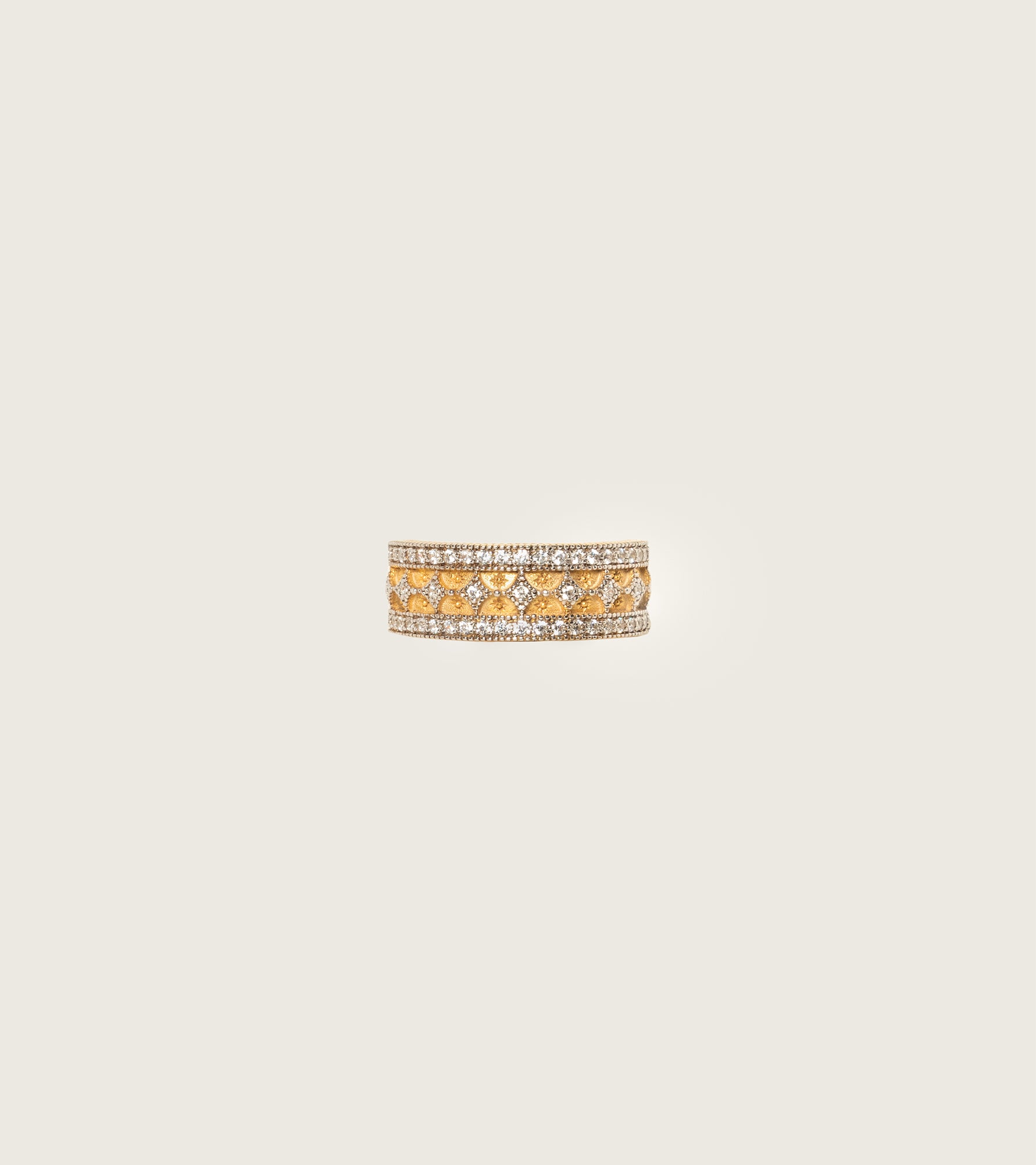 Tiara Diamond | Band Ring