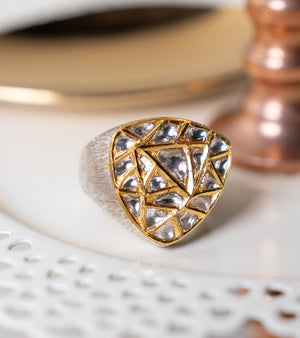 Neo Ring trillion-shaped cocktail ring in 22K Kundan gold with Polki uncut diamonds and Silver 900 band
