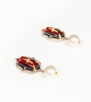 Detail of the South Sea pearl drop on the Rewa Earrings