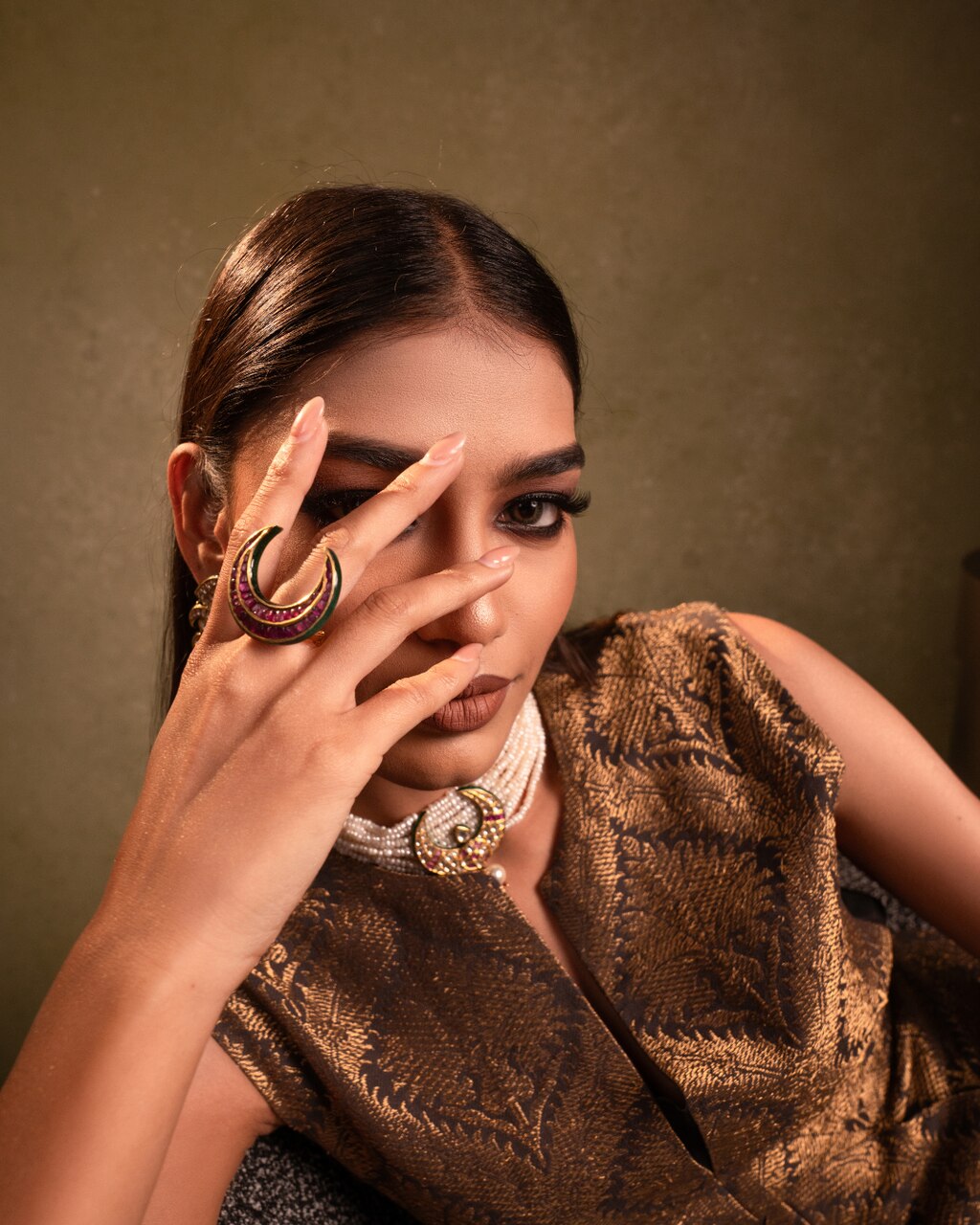 Uncut x REIK : A Synergy of Heirloom jewelry & High fashion