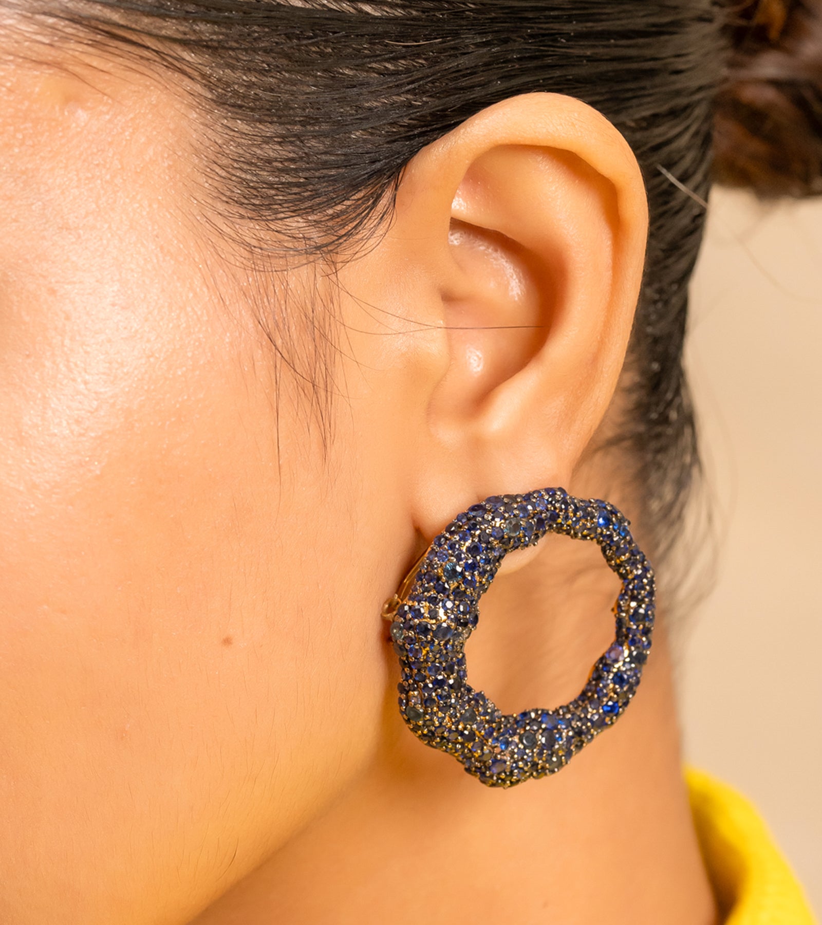 Sapphire hoop online earrings gold