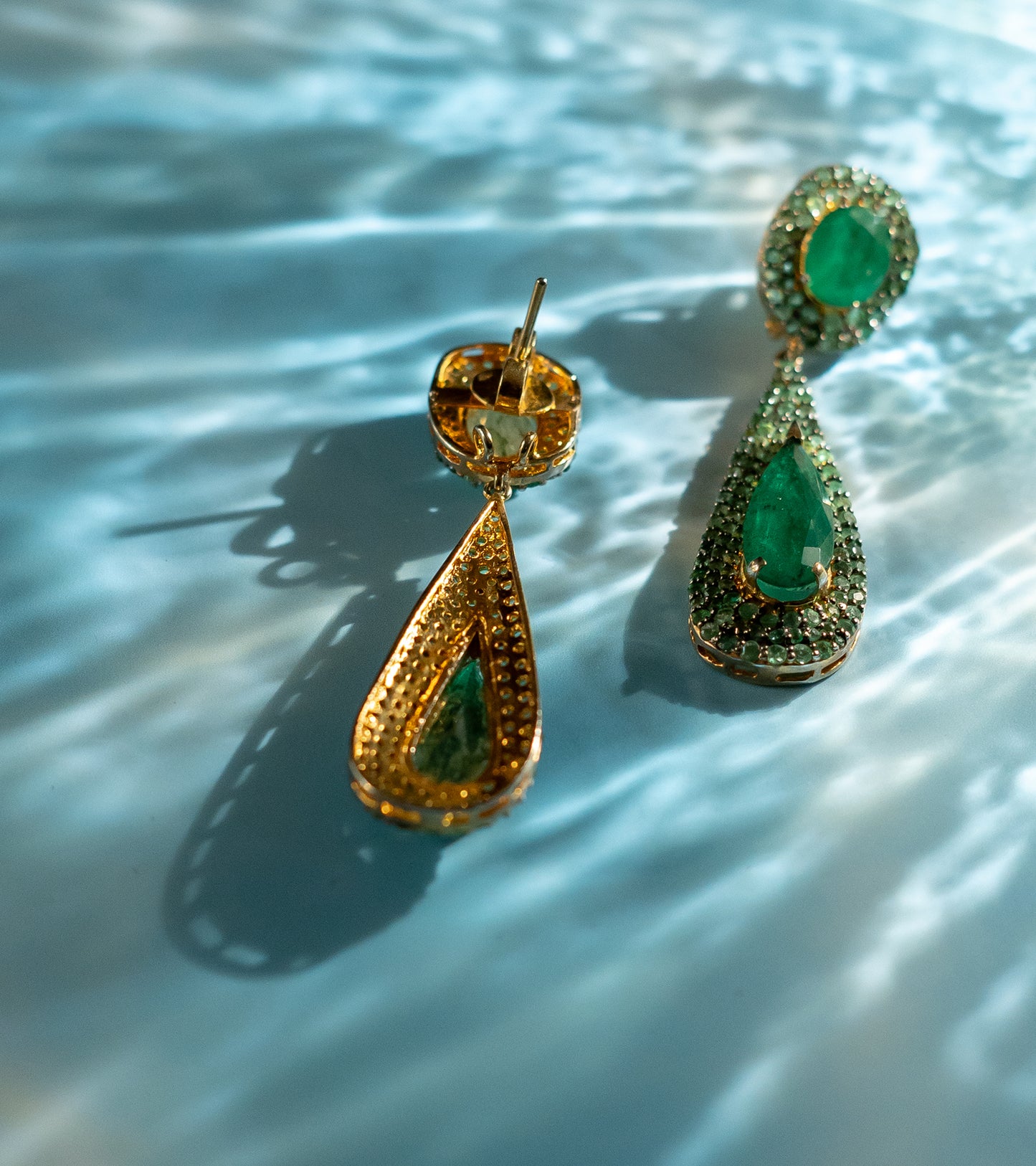 Emerald Oval Dangler | Earrings