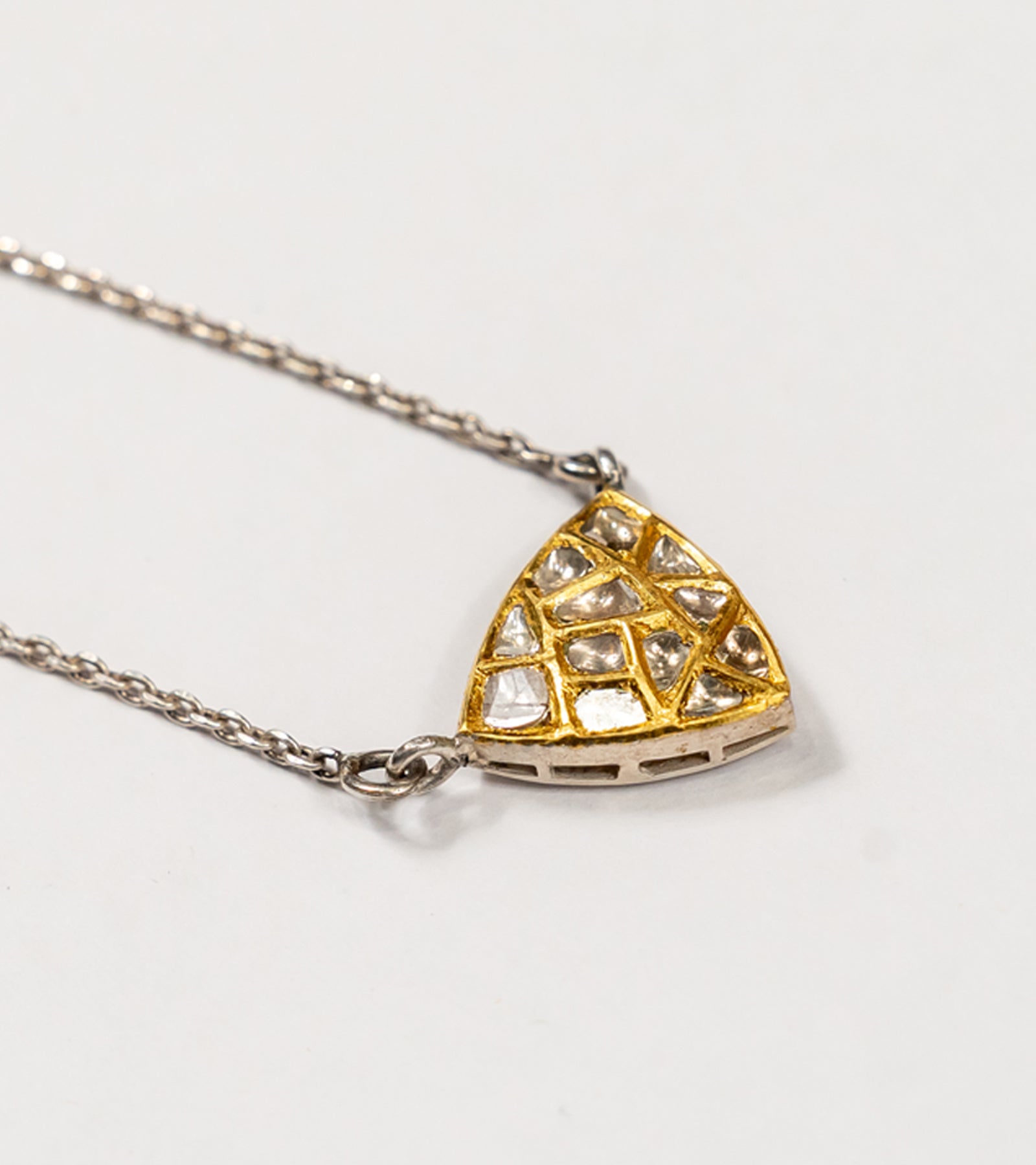 Tri Pendant | UBAA