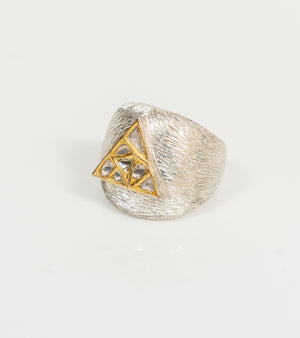 Ann Cocktail Ring, a chunky statement ring with UNCUT's signature Polki diamond mosaic design in gold