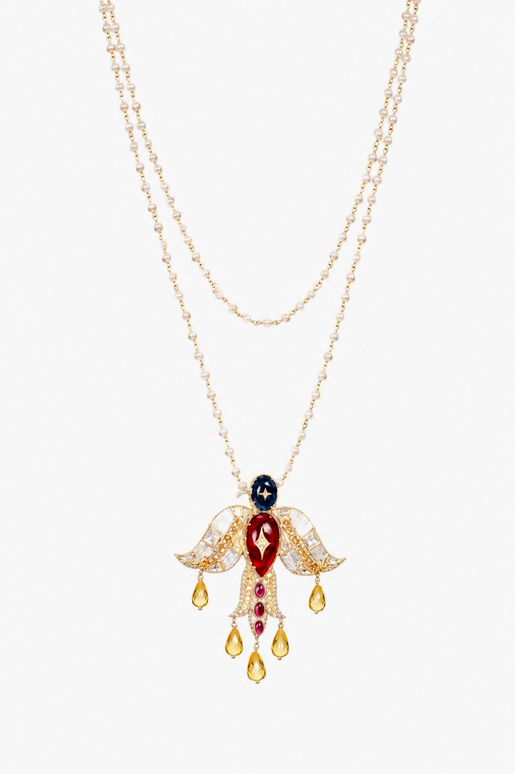 Detail of the Kundan gold setting and Polki diamonds on the Deval Necklace