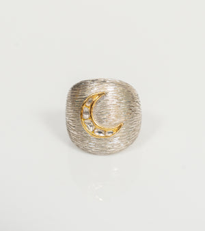 Eli Polki Diamond Ring, a chunky statement ring in 22K Kundan gold with uncut Polki diamonds