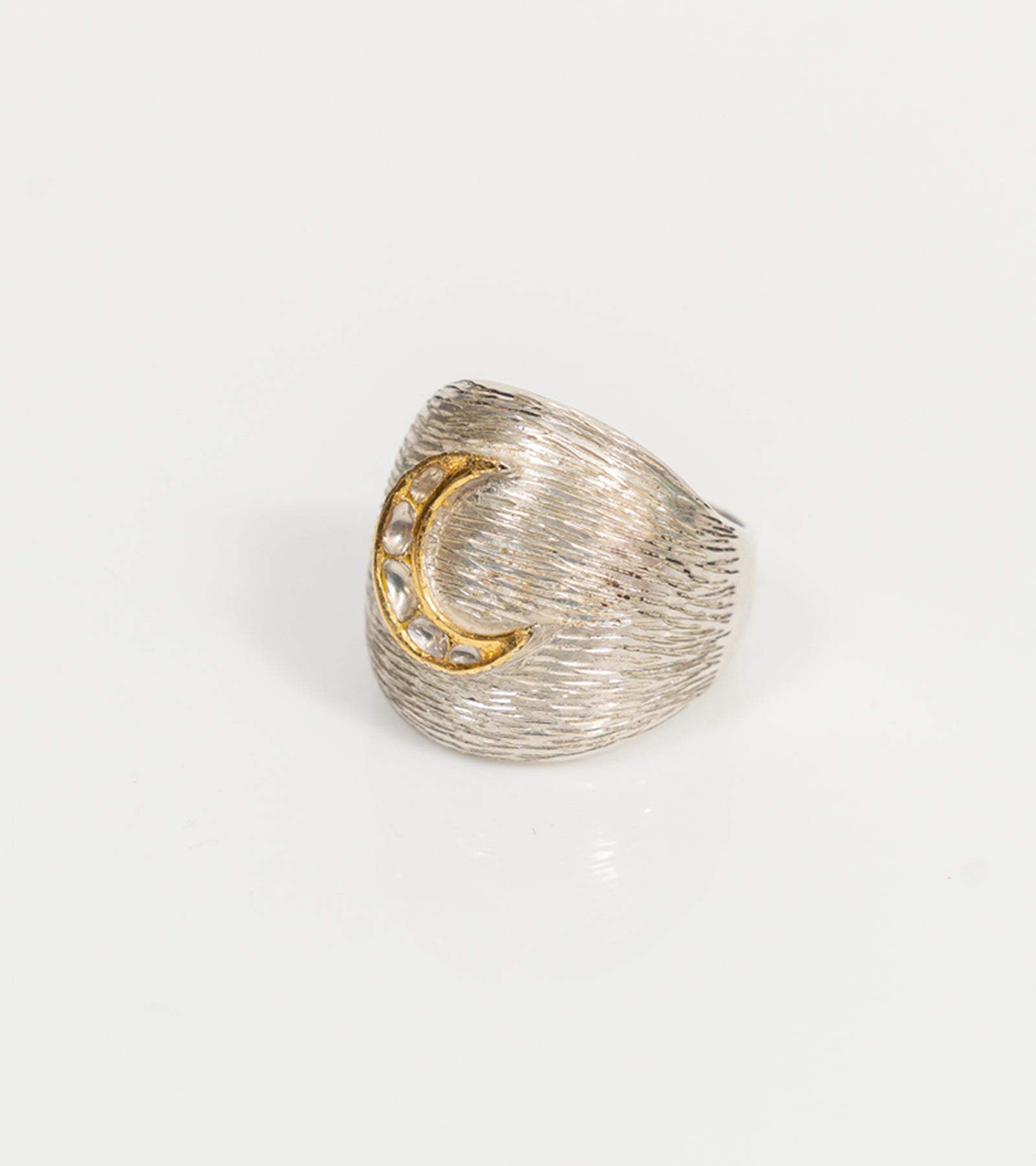 Eli Polki Diamond Ring worn on the hand, showing its bold chunky design