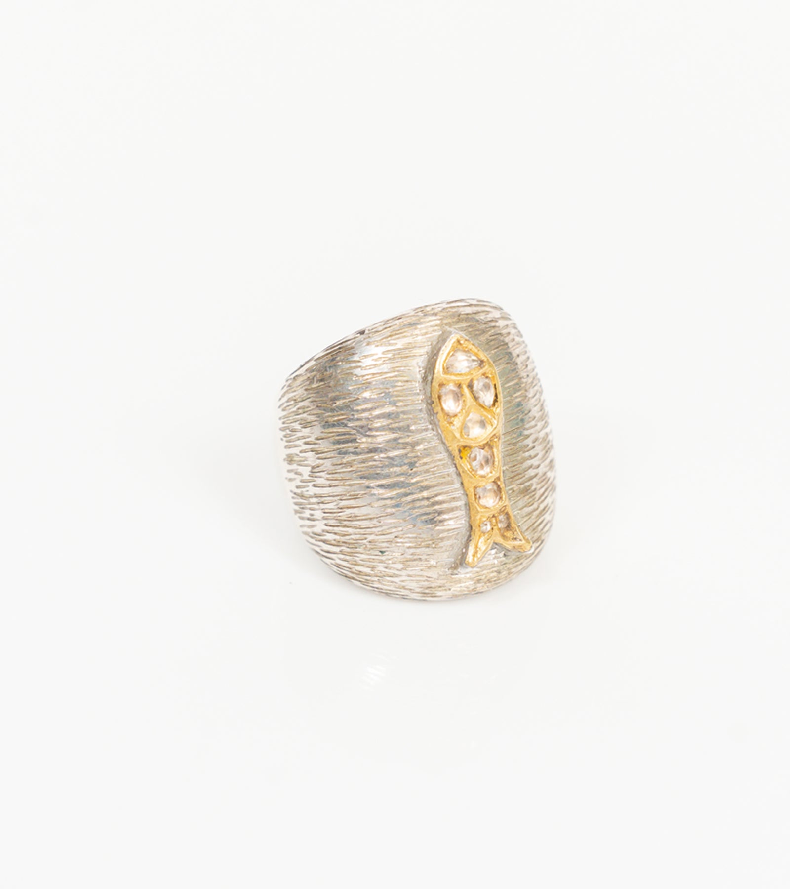 Chunky Fish Motif Polki Diamond Ring in 22K Kundan gold and Silver 900, set with Polki diamonds