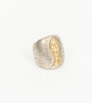 Chunky Fish Motif Polki Diamond Ring in 22K Kundan gold and Silver 900, set with Polki diamonds