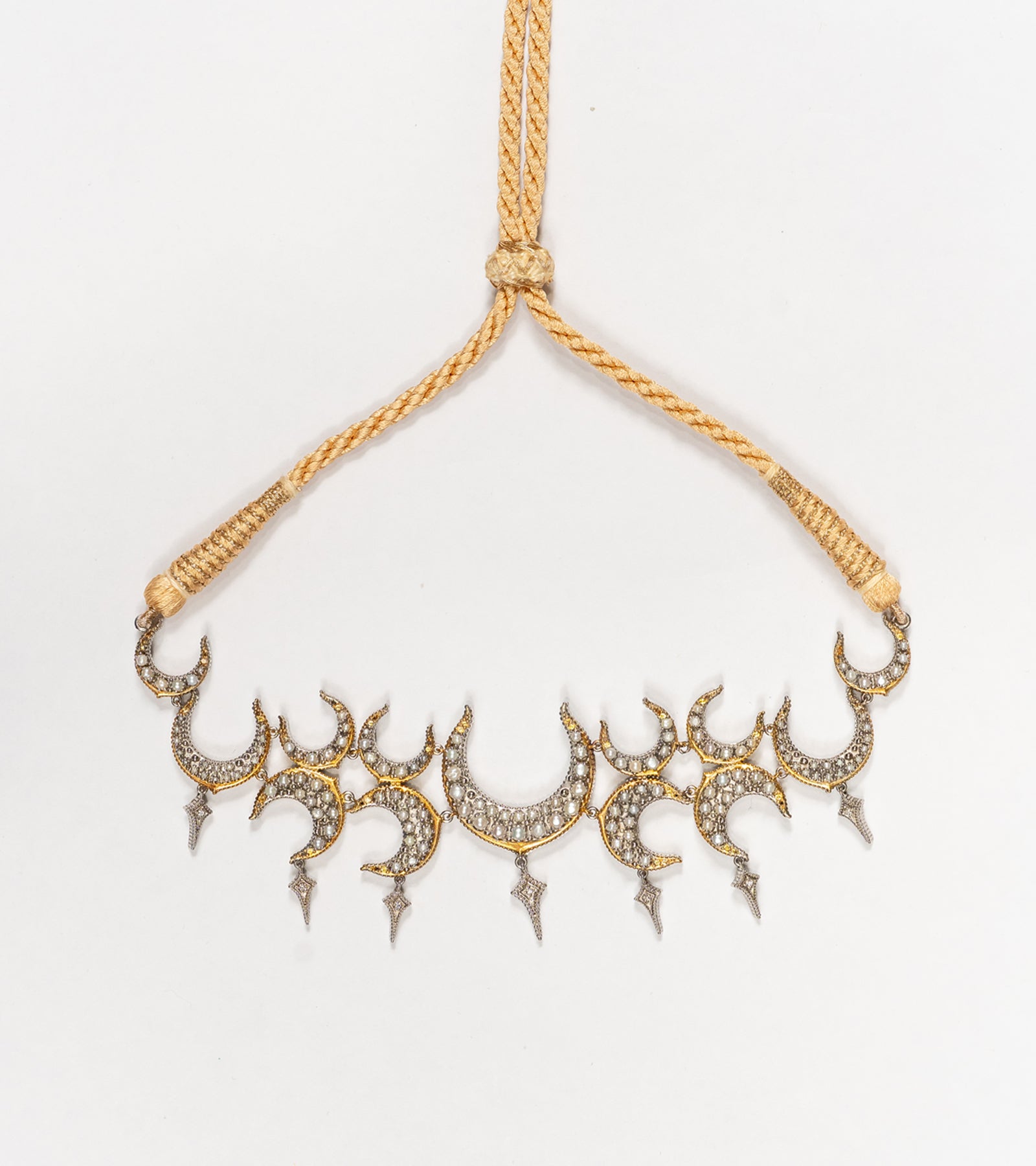 Detail of the delicate Japanese pearls set along the Icra Choker