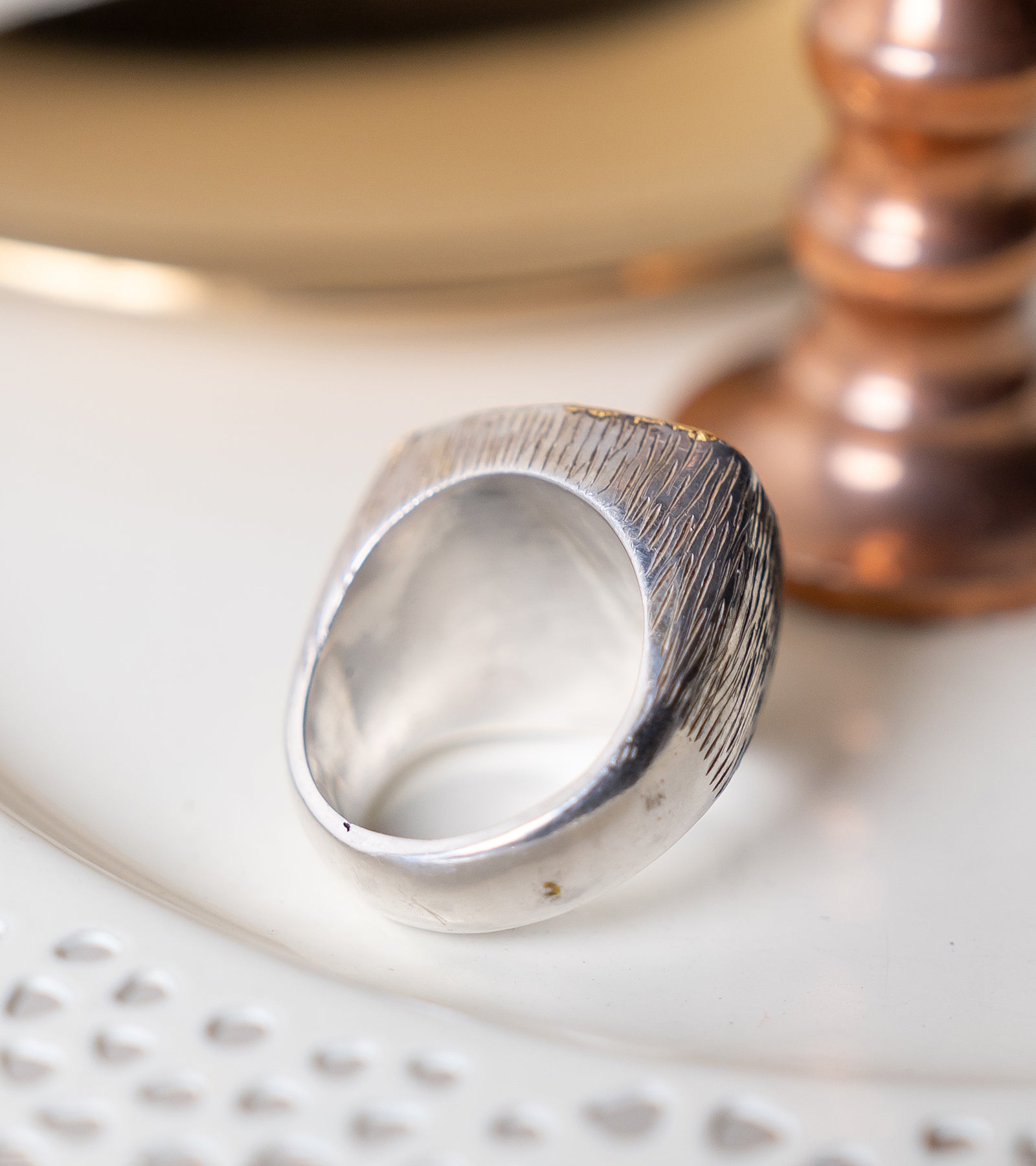 Neo Ring worn solo on the hand for a bold, minimal statement look