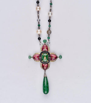 Detail of the layered South Sea and Japanese pearls on the Rangoon Necklace mala