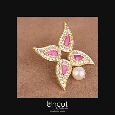 Traditional Brooch by UNCUT Jewelry