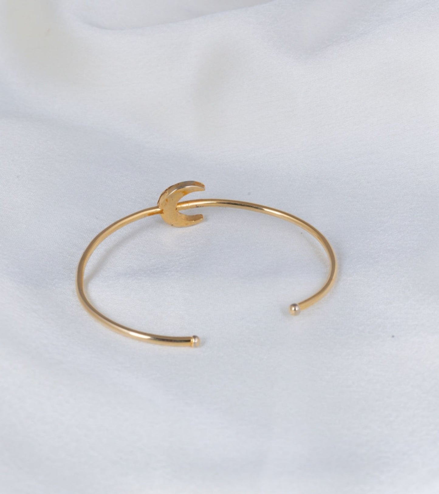 The Delicate Crescent Polki Bracelet in Gold